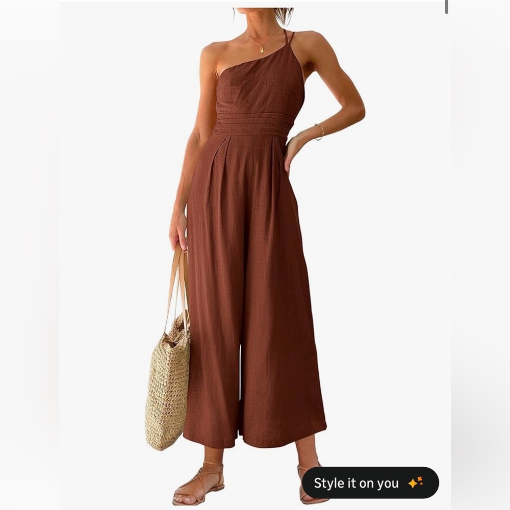 Chic One-Shoulder Jumpsuit in the color Rust